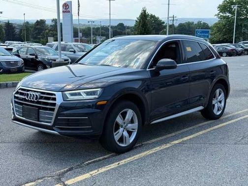 2019 Audi Q5 2.0T Premium Plus