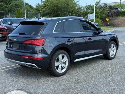 2019 Audi Q5 2.0T Premium Plus
