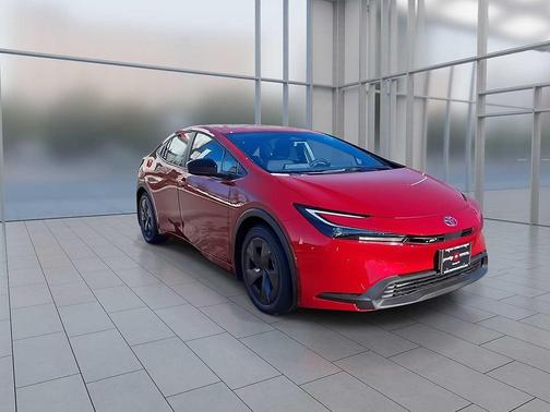 2026 Toyota Prius LE