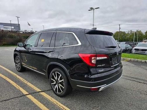 2022 Honda Pilot AWD Elite