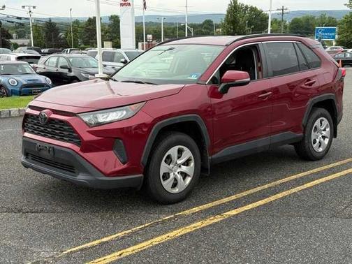 2020 Toyota RAV4 LE