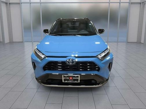2023 Toyota RAV4 Hybrid SE