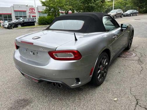 2017 FIAT 124 Spider Base