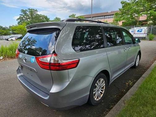 2015 Toyota Sienna XLE
