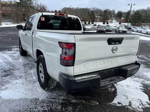 2024 Nissan Frontier S