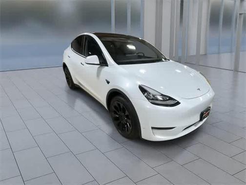 2023 Tesla Model Y Long Range Dual Motor All-Wheel Drive