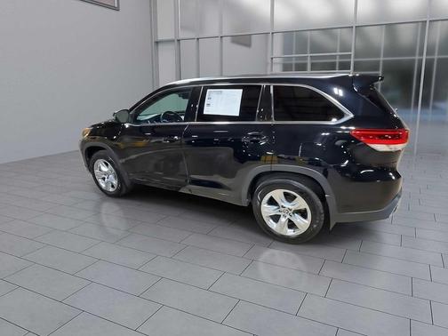 2017 Toyota Highlander Limited