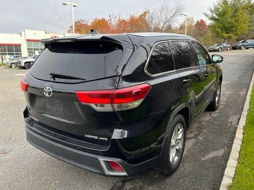 2017 Toyota Highlander Limited