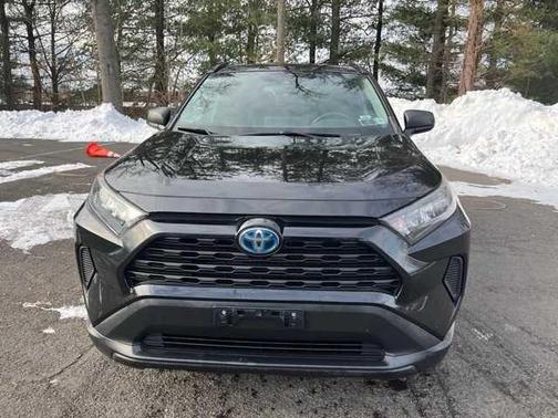 2020 Toyota RAV4 Hybrid LE