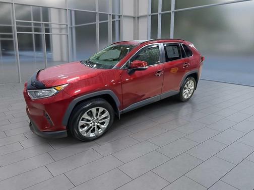 2021 Toyota RAV4 XLE Premium
