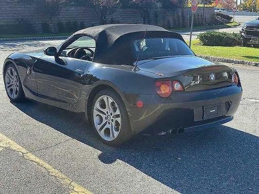 2004 BMW Z4 3.0i