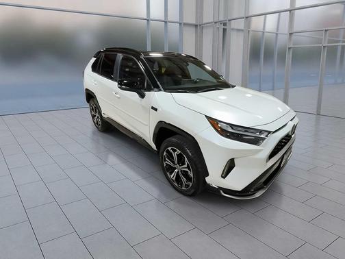 2022 Toyota RAV4 Prime XSE