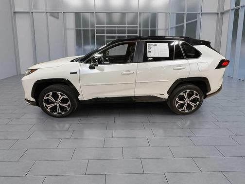 2022 Toyota RAV4 Prime XSE