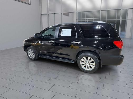 2010 Toyota Sequoia Limited