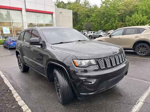 2020 Jeep Grand Cherokee Altitude