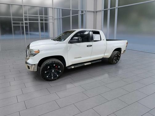 2018 Toyota Tundra SR5