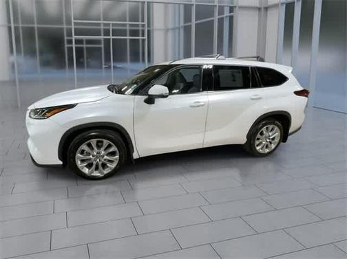 2022 Toyota Highlander Limited