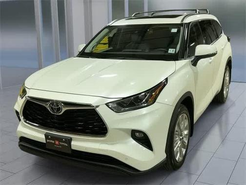2022 Toyota Highlander Limited