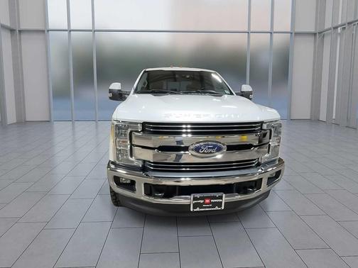 2017 Ford F-350 Lariat