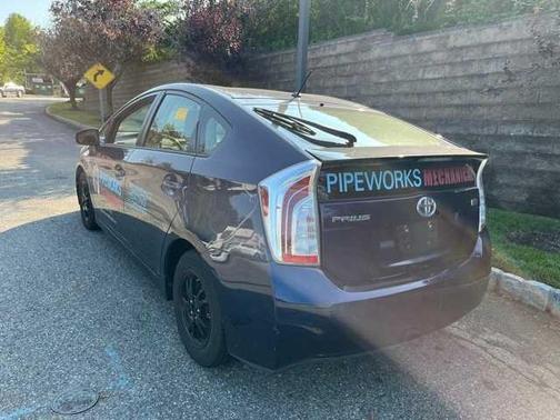 2015 Toyota Prius Two