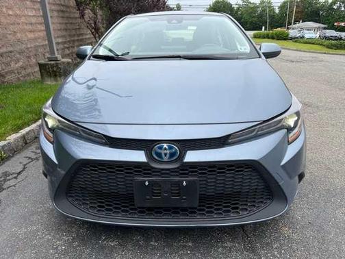 2022 Toyota Corolla Hybrid LE