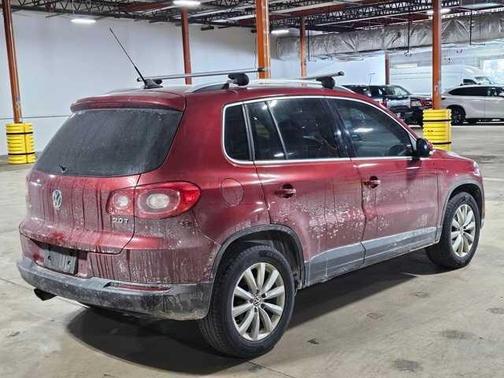 2011 Volkswagen Tiguan SE