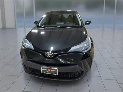 2021 Toyota C-HR LE