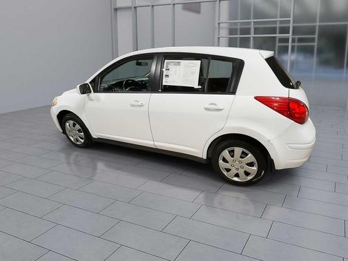 2009 Nissan Versa 1.8 S