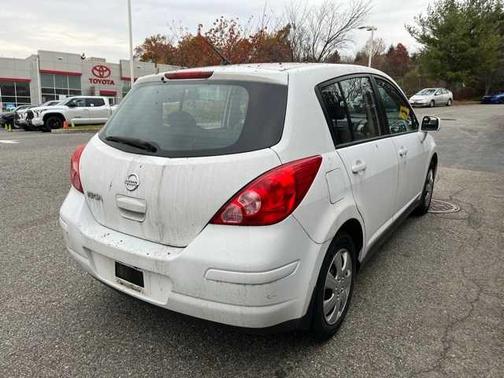 2009 Nissan Versa 1.8 S