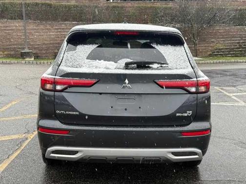 2024 Mitsubishi Outlander PHEV SE S-AWC