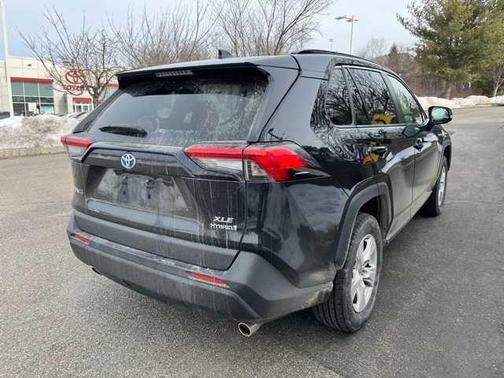 2019 Toyota RAV4 Hybrid XLE