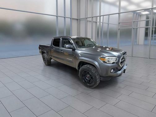 2016 Toyota Tacoma SR5