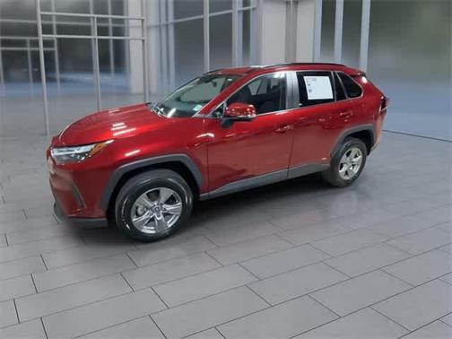 2022 Toyota RAV4 Hybrid XLE