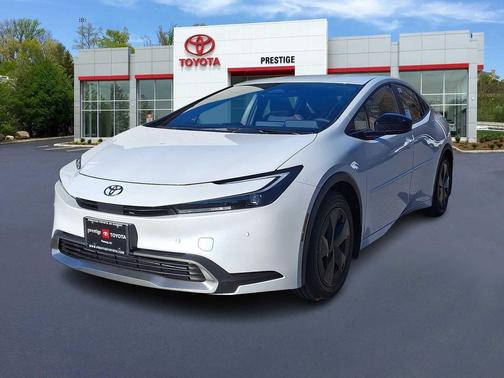 2026 Toyota Prius Plug-In Hybrid SE