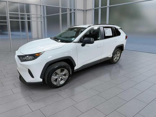 2022 Toyota RAV4 Hybrid LE