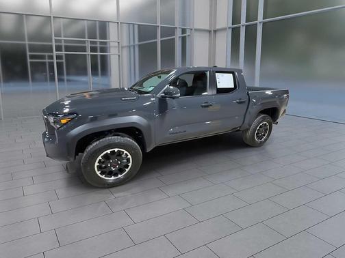 2025 Toyota Tacoma Hybrid TRD Off Road