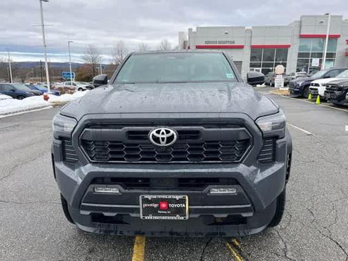 2025 Toyota Tacoma Hybrid TRD Off Road