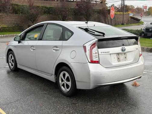 2013 Toyota Prius Two