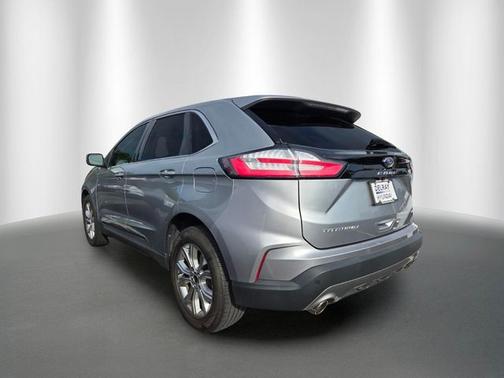 ICONIC SILVER 2024 Ford Edge TITANIUM