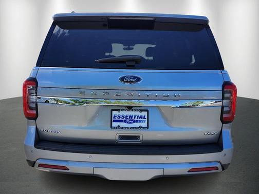 ICONIC SILVER METALLIC 2024 Ford Expedition LIMITED