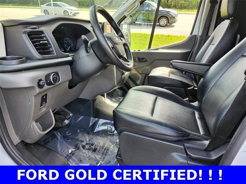 2023 Ford Transit-250 BASE