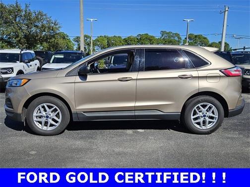 2021 Ford Edge SE