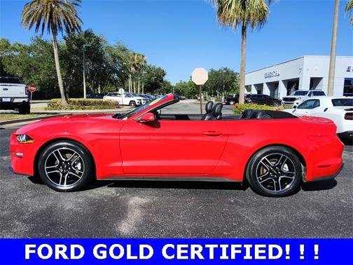 2022 Ford Mustang ECOBOOST PREMIUM