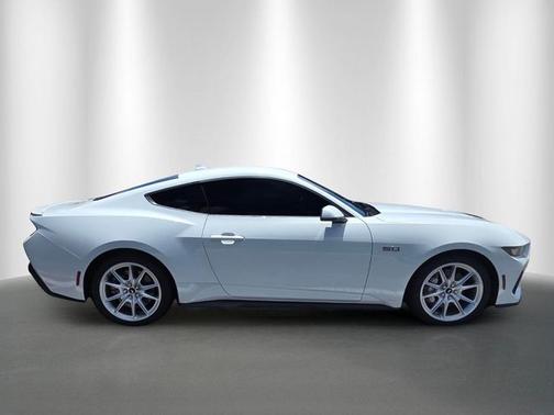 OXFORD WHITE 2025 Ford Mustang GT PREMIUM