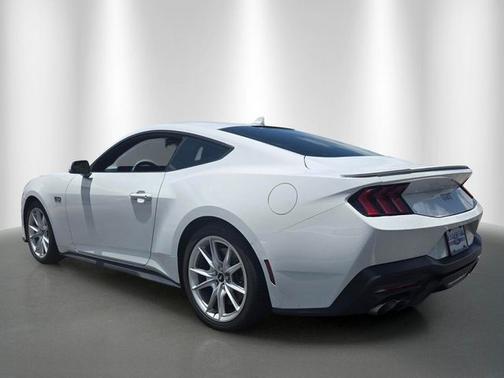 OXFORD WHITE 2025 Ford Mustang GT PREMIUM