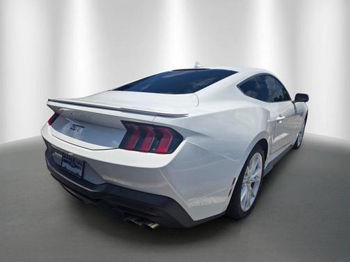 OXFORD WHITE 2025 Ford Mustang GT PREMIUM