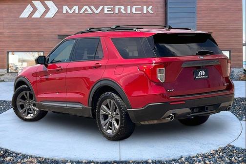 Rapid Red Metallic Tinted Clearcoat 2023 Ford Explorer XLT