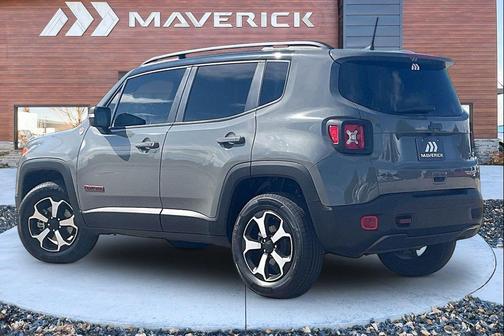 Sting-Gray Clearcoat 2021 Jeep Renegade Trailhawk