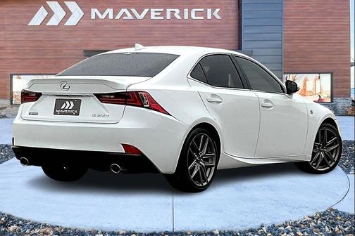 2016 Lexus IS 200t Base