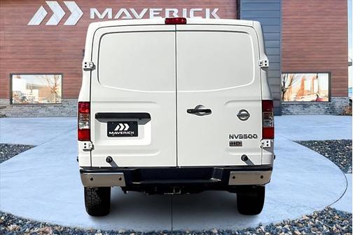 2016 Nissan NV Cargo NV3500 HD S V8
